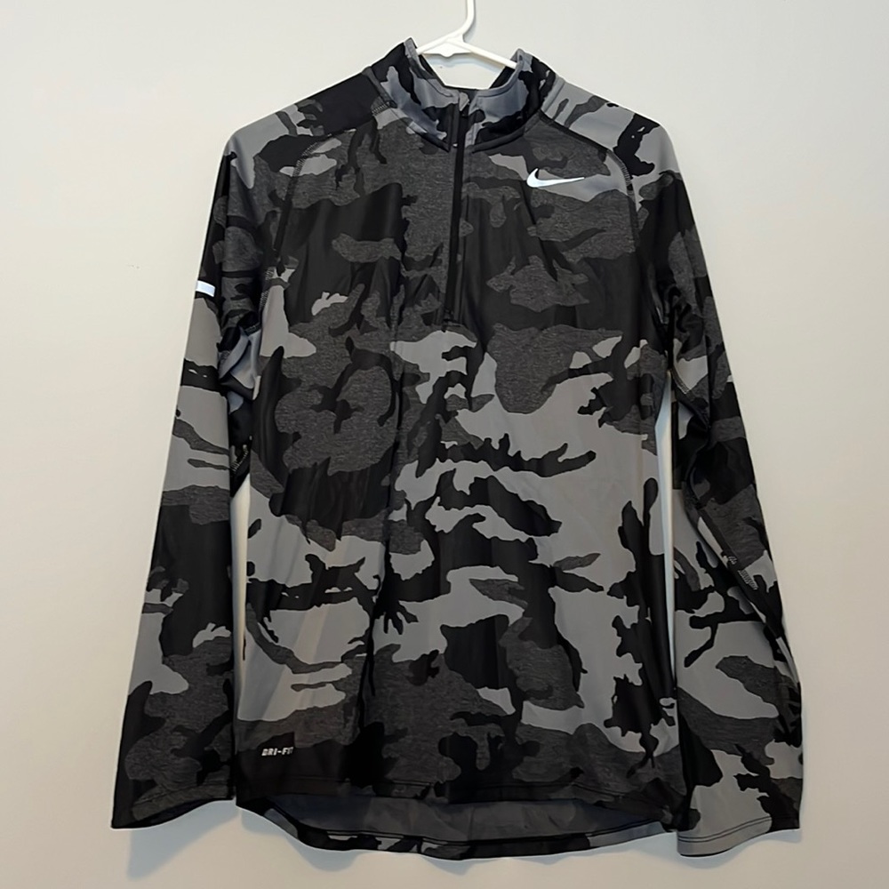 Nike dri-fit lightweight running quarter zip